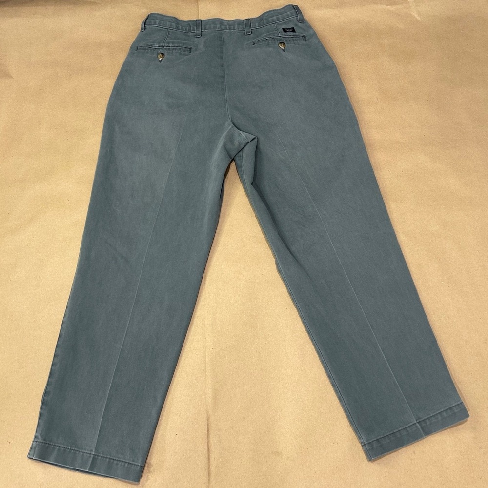 Vintage Dockers Gray Pleated Khaki Pants Classic Fit Mens 33x29 - Picture 2 of 12